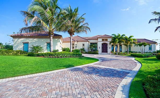 Best Professional Driveway Pavers  in Bentonville, AR